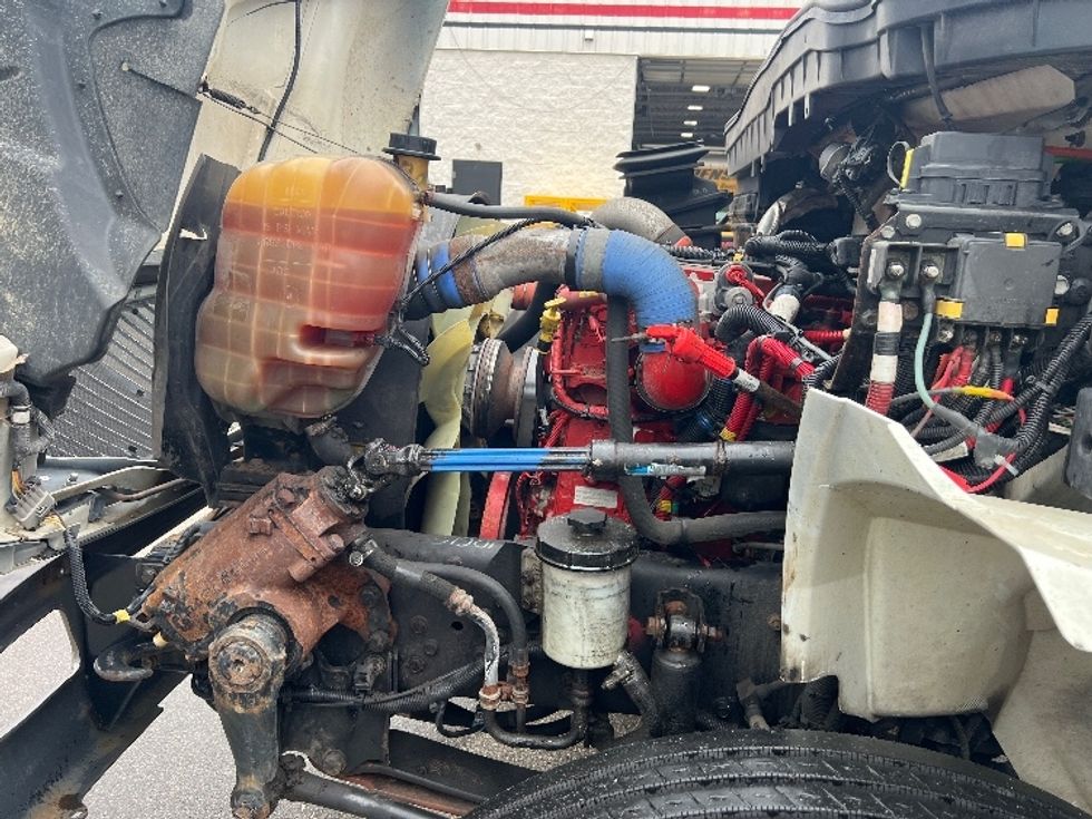 Medium Duty Box Truck-Light and Medium Duty Trucks-International-2019-4300-Plymouth-MI-228,887\n\t\tmiles-$ 25,750 - Image 23