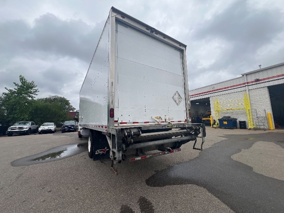 Medium Duty Box Truck-Light and Medium Duty Trucks-International-2019-4300-Plymouth-MI-228,887\n\t\tmiles-$ 25,750 - Image 6
