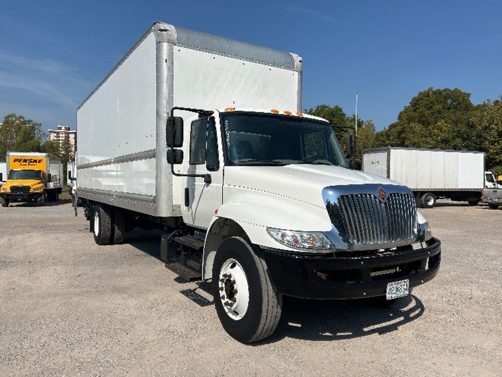 Medium Duty Box Truck-Light and Medium Duty Trucks-International-2019-4300-Poplar Bluff-MO-82,310\n\t\tmiles-$ 54,250 - Image 1