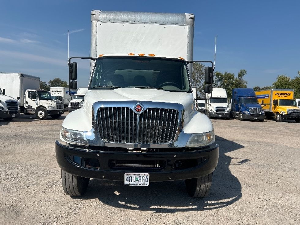 Medium Duty Box Truck-Light and Medium Duty Trucks-International-2019-4300-Poplar Bluff-MO-82,310\n\t\tmiles-$ 54,250 - Image 2