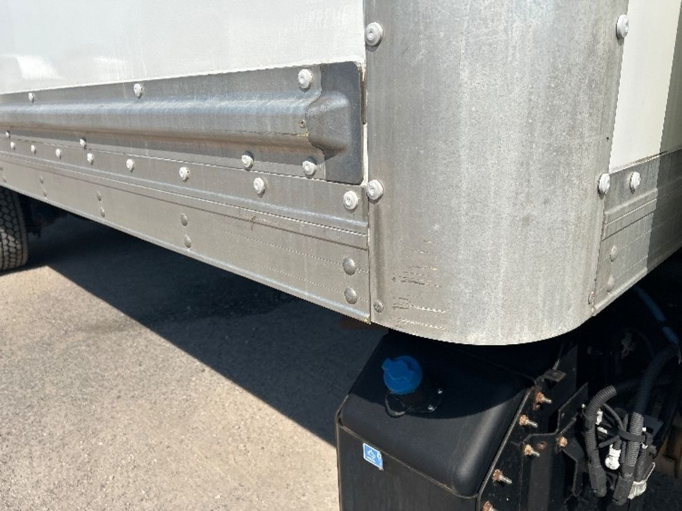 Medium Duty Box Truck-Light and Medium Duty Trucks-International-2019-4300-Poplar Bluff-MO-82,310\n\t\tmiles-$ 54,250 - Image 25