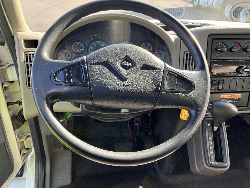 Medium Duty Box Truck-Light and Medium Duty Trucks-International-2019-4300-Portland-OR-133,767\n\t\tmiles-$ 47,750 - Image 18