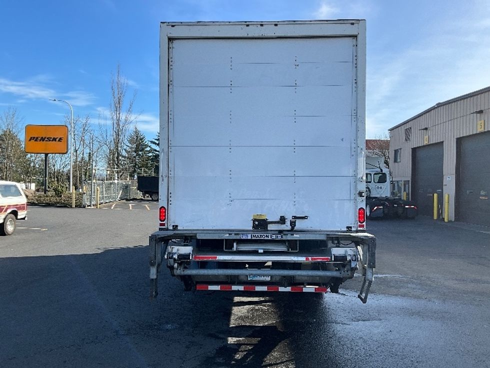 Medium Duty Box Truck-Light and Medium Duty Trucks-International-2019-4300-Portland-OR-133,767\n\t\tmiles-$ 47,750 - Image 7