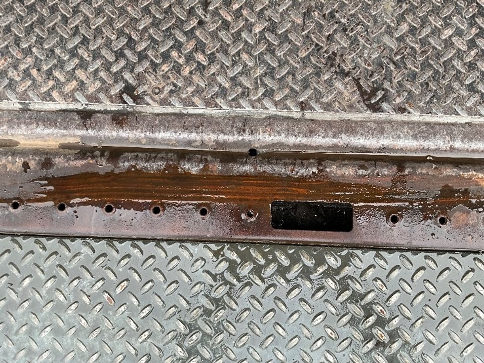 Medium Duty Box Truck-Light and Medium Duty Trucks-International-2019-4300-Portland-OR-195,700\n\t\tmiles-$ 39,500 - Image 10