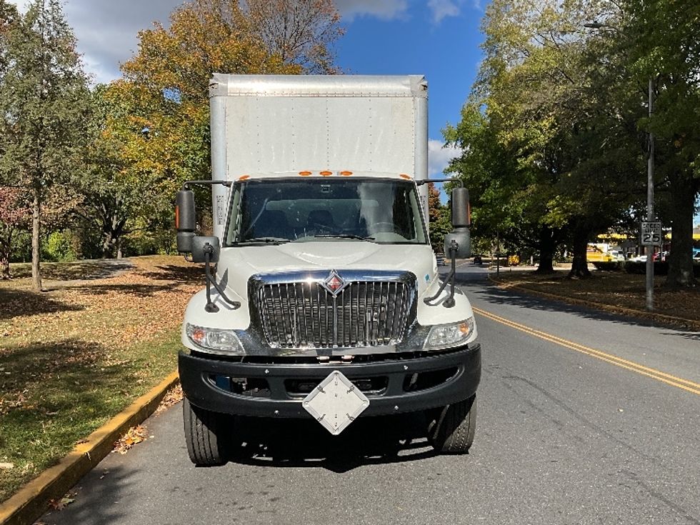 2019 International 4300 Medium Duty Box Truck