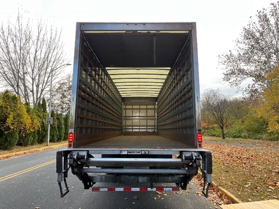 Medium Duty Box Truck-Light and Medium Duty Trucks-International-2019-4300-Reading-PA-274,859\n\t\tmiles-$ 31,500 - Image 8