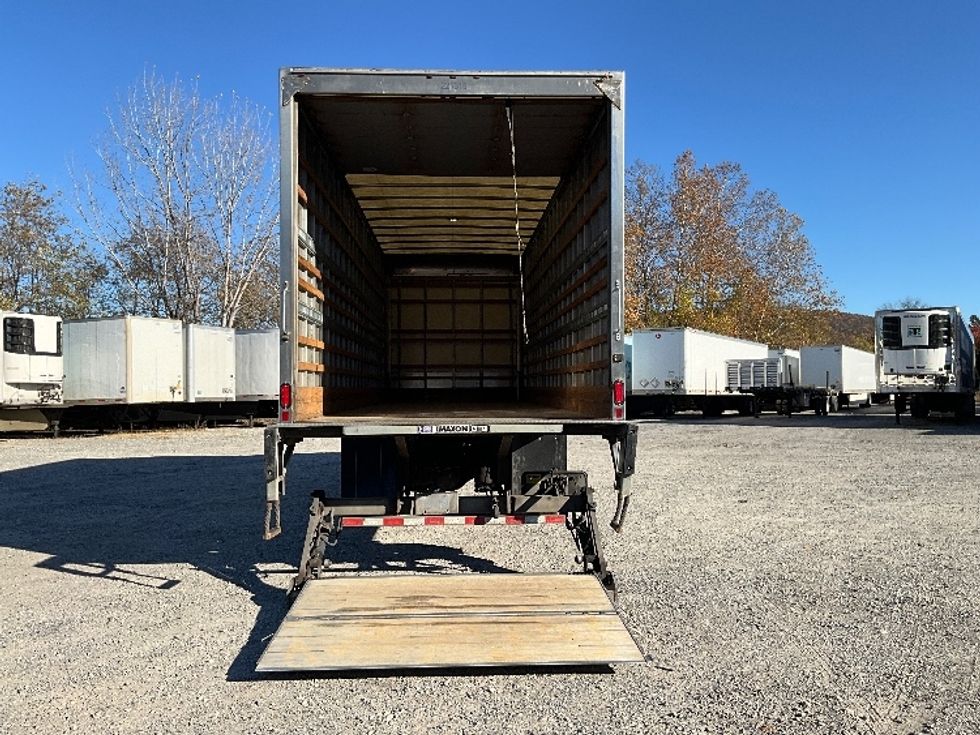 Medium Duty Box Truck-Light and Medium Duty Trucks-International-2019-4300-Reading-PA-310,049\n\t\tmiles-$ 24,500 - Image 9