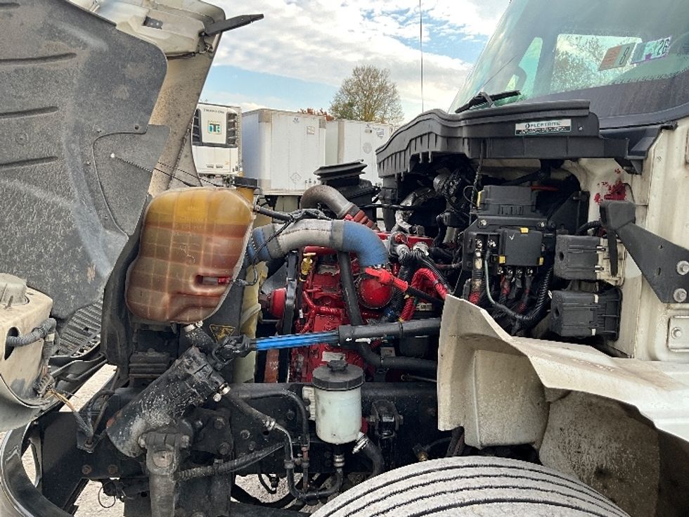 Medium Duty Box Truck-Light and Medium Duty Trucks-International-2019-4300-Reading-PA-335,421\n\t\tmiles-$ 20,750 - Image 24