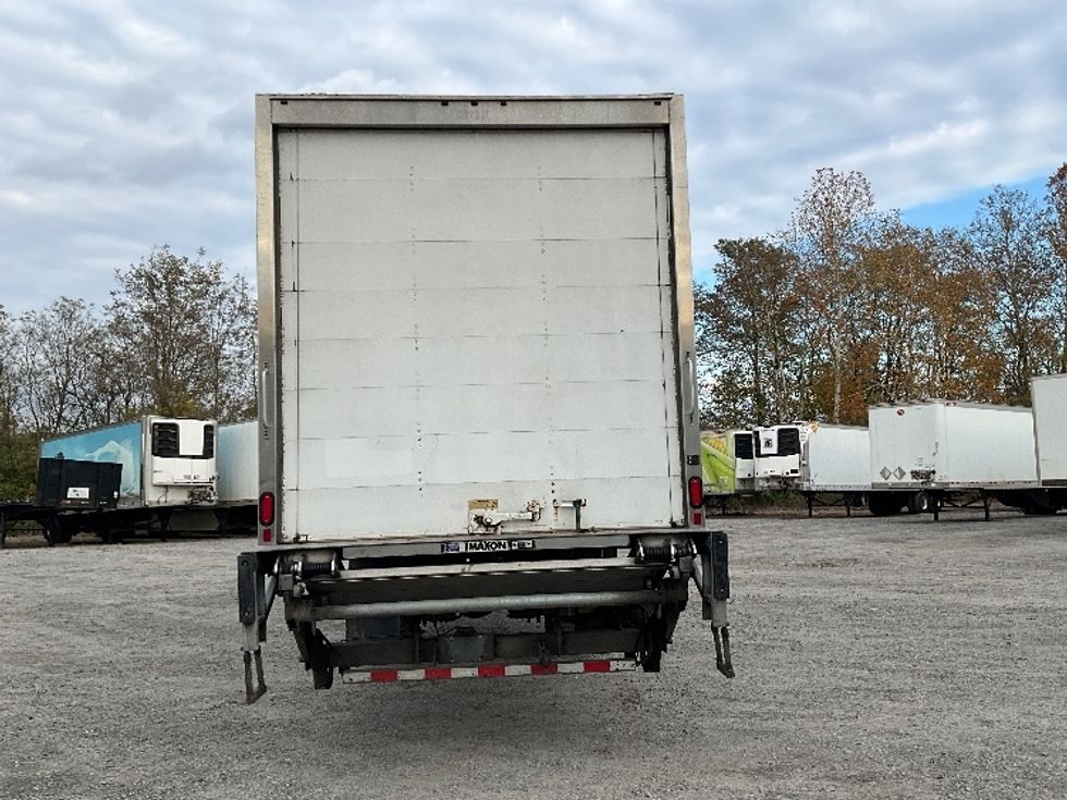 Medium Duty Box Truck-Light and Medium Duty Trucks-International-2019-4300-Reading-PA-335,421\n\t\tmiles-$ 20,750 - Image 7