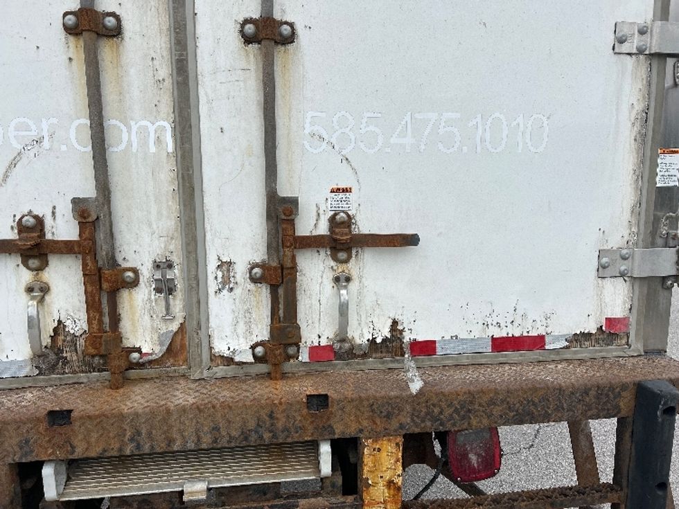 Medium Duty Box Truck-Light and Medium Duty Trucks-International-2019-4300-Rochester-NY-189,047\n\t\tmiles-$ 31,000 - Image 26