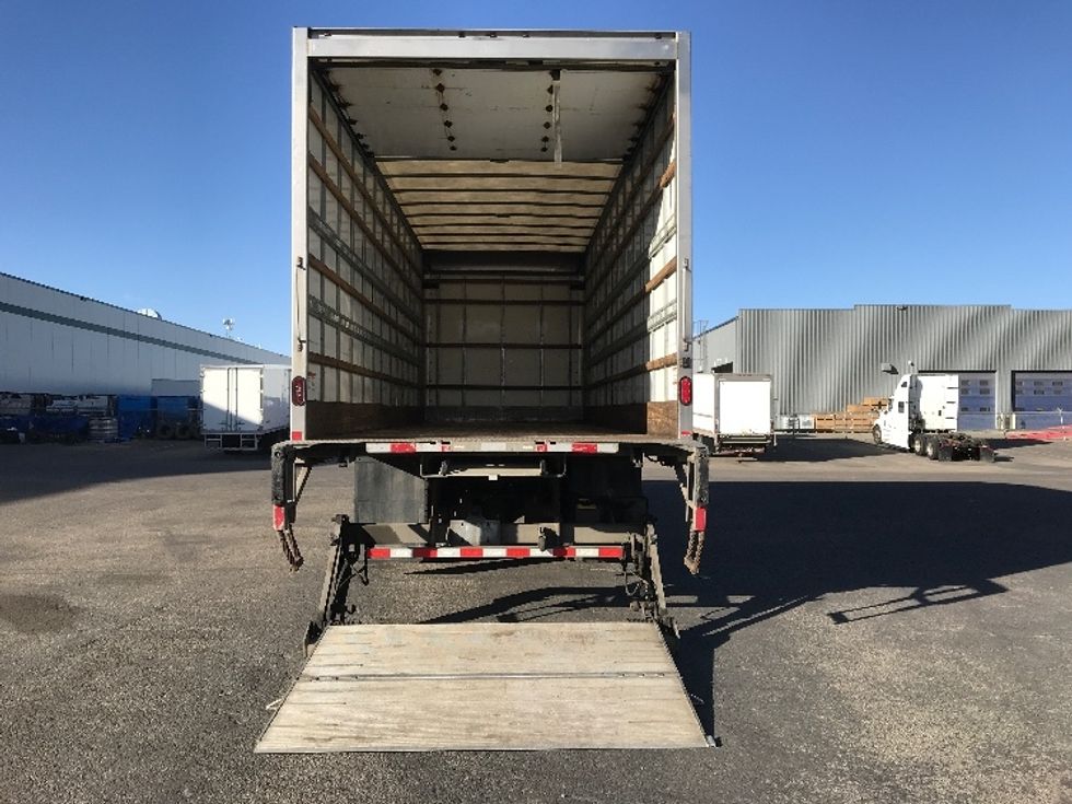 Medium Duty Box Truck-Light and Medium Duty Trucks-International-2019-4300-Rocky View County-AB-195,611\n\t\tkm-$ 68,000 - Image 9