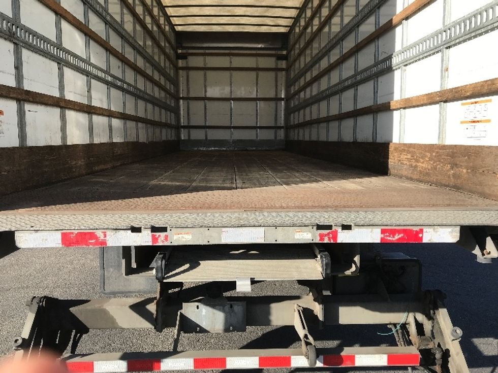 Medium Duty Box Truck-Light and Medium Duty Trucks-International-2019-4300-Rocky View County-AB-195,611\n\t\tkm-$ 68,000 - Image 10