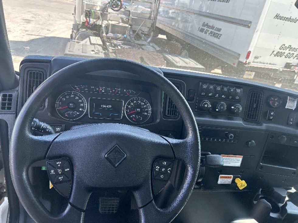 Medium Duty Box Truck-Light and Medium Duty Trucks-International-2019-4300-San Antonio-TX-262,360\n\t\tmiles-$ 30,000 - Image 13