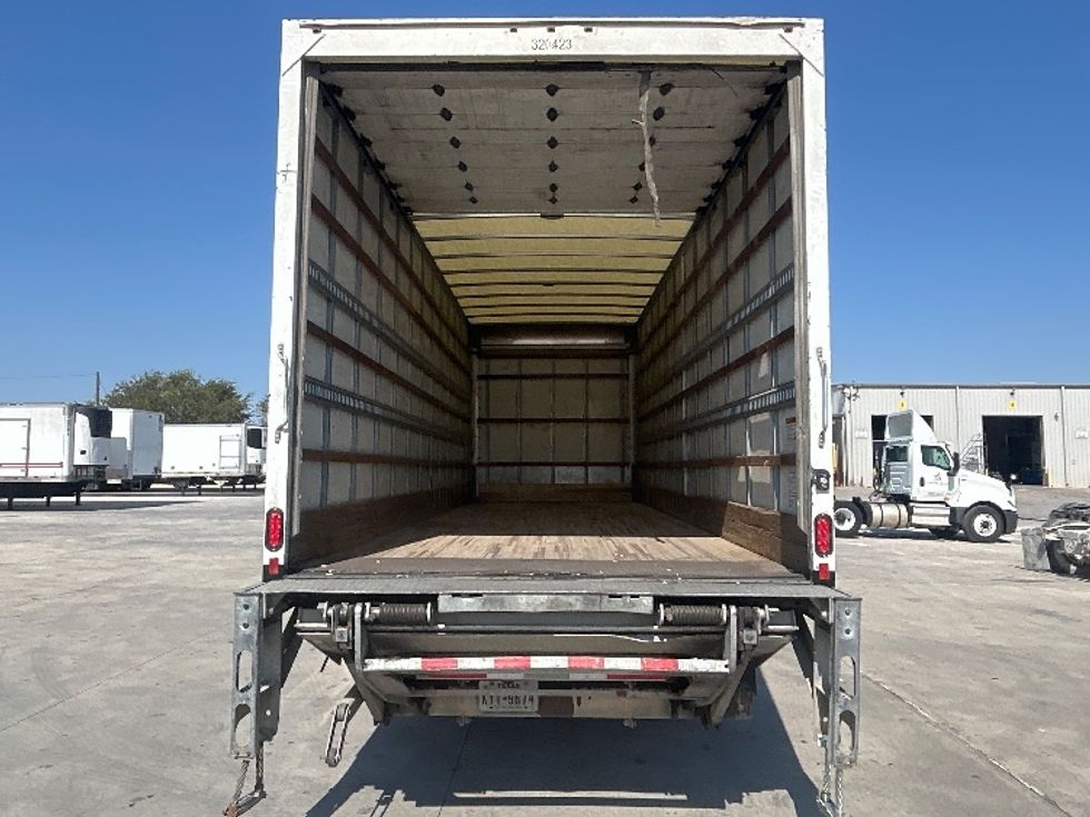 Medium Duty Box Truck-Light and Medium Duty Trucks-International-2019-4300-San Antonio-TX-262,360\n\t\tmiles-$ 30,000 - Image 8