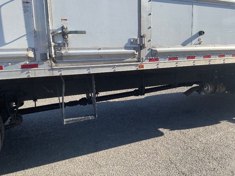 Medium Duty Box Truck-Light and Medium Duty Trucks-International-2019-4300-Seattle-WA-59,441\n\t\tmiles-$ 56,500 - Image 11