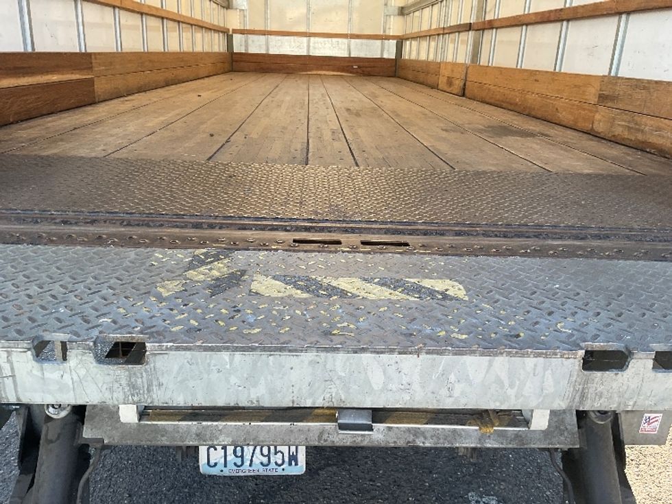 Medium Duty Box Truck-Light and Medium Duty Trucks-International-2019-4300-Seattle-WA-59,441\n\t\tmiles-$ 56,500 - Image 8