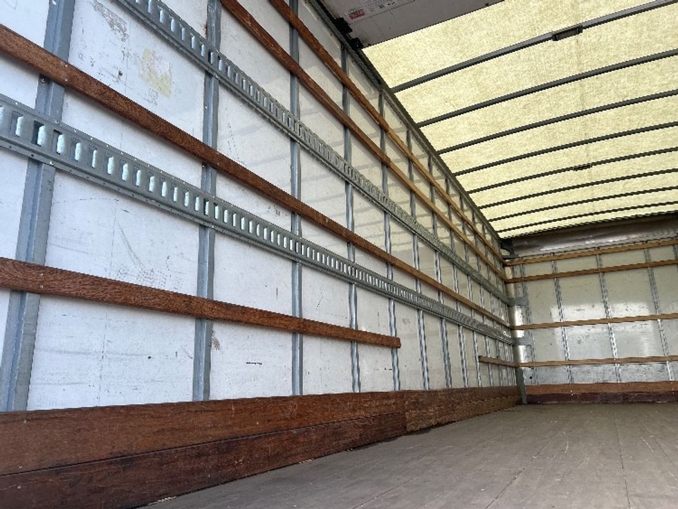 Medium Duty Box Truck-Light and Medium Duty Trucks-International-2019-4300-Sturtevant-WI-167,585\n\t\tmiles-$ 46,500 - Image 11