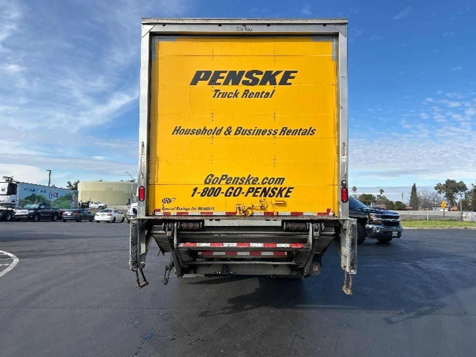 Medium Duty Box Truck-Light and Medium Duty Trucks-International-2019-4300-Sturtevant-WI-167,585\n\t\tmiles-$ 46,500 - Image 7