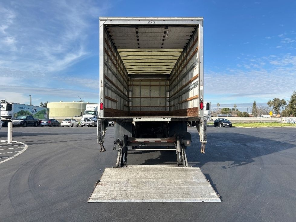 Medium Duty Box Truck-Light and Medium Duty Trucks-International-2019-4300-Sturtevant-WI-167,585\n\t\tmiles-$ 46,500 - Image 9