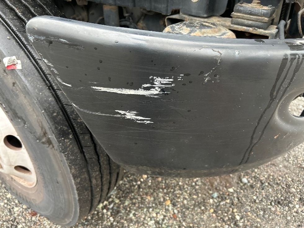 Medium Duty Box Truck-Light and Medium Duty Trucks-International-2019-4300-Surrey-BC-197,964\n\t\tkm-$ 66,500 - Image 26