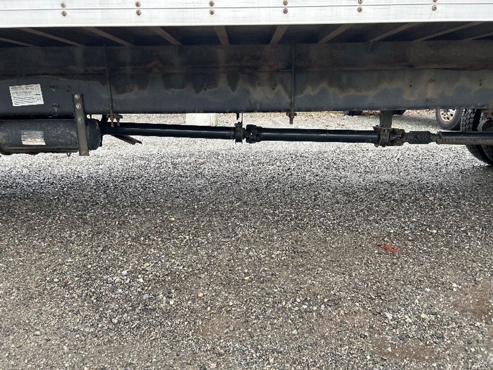 Medium Duty Box Truck-Light and Medium Duty Trucks-International-2019-4300-Surrey-BC-197,964\n\t\tkm-$ 66,500 - Image 5