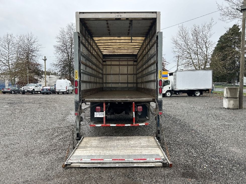 Medium Duty Box Truck-Light and Medium Duty Trucks-International-2019-4300-Surrey-BC-197,964\n\t\tkm-$ 66,500 - Image 9