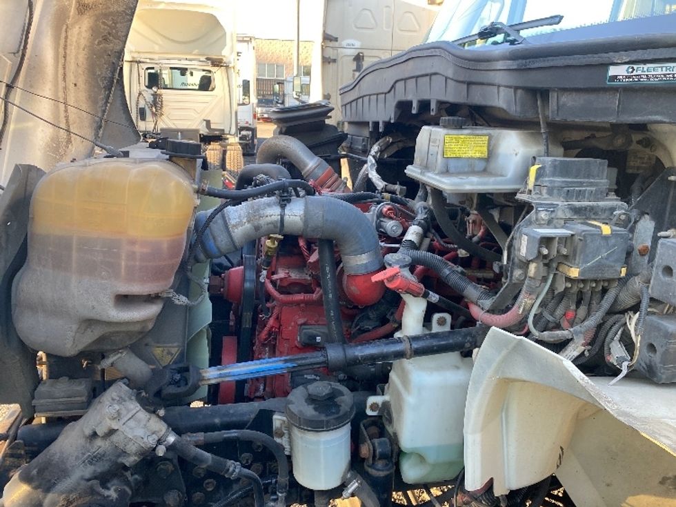 Medium Duty Box Truck-Light and Medium Duty Trucks-International-2019-4300-Surrey-BC-245,369\n\t\tkm-$ 63,750 - Image 24