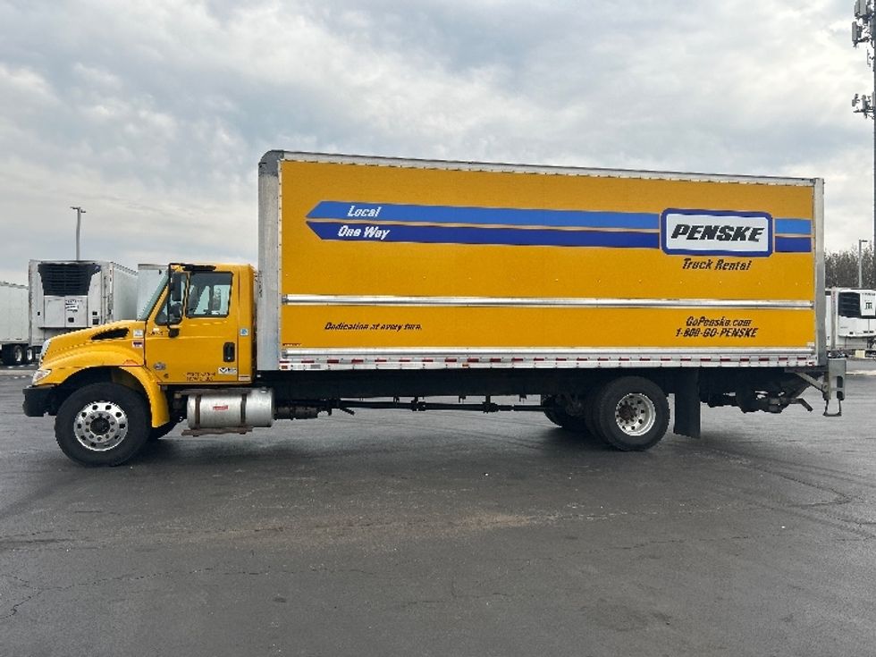 2019 International MA025 DuraStar 4300 photo 4