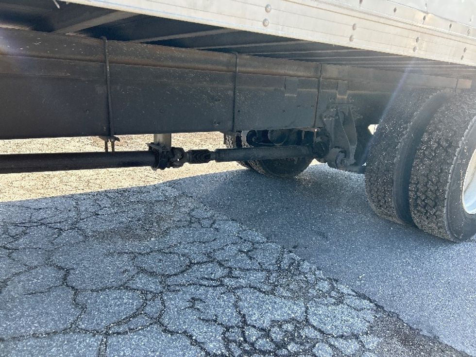 Medium Duty Box Truck-Light and Medium Duty Trucks-International-2019-4300-Tampa-FL-134,393\n\t\tmiles-$ 52,500 - Image 5