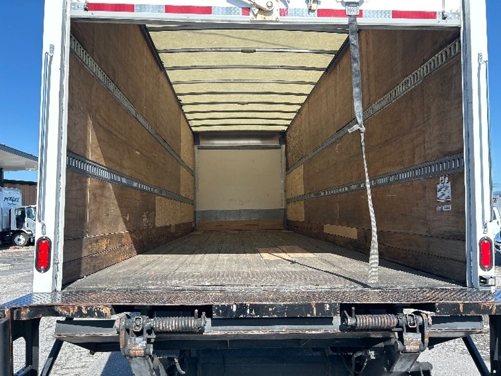 Medium Duty Box Truck-Light and Medium Duty Trucks-International-2019-4300-Tampa-FL-134,393\n\t\tmiles-$ 52,500 - Image 8