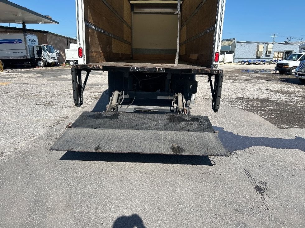 Medium Duty Box Truck-Light and Medium Duty Trucks-International-2019-4300-Tampa-FL-134,393\n\t\tmiles-$ 52,500 - Image 9