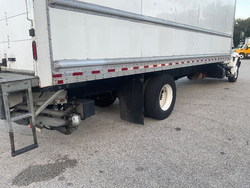 Medium Duty Box Truck-Light and Medium Duty Trucks-International-2019-4300-Tampa-FL-166,568\n\t\tmiles-$ 48,000 - Image 26
