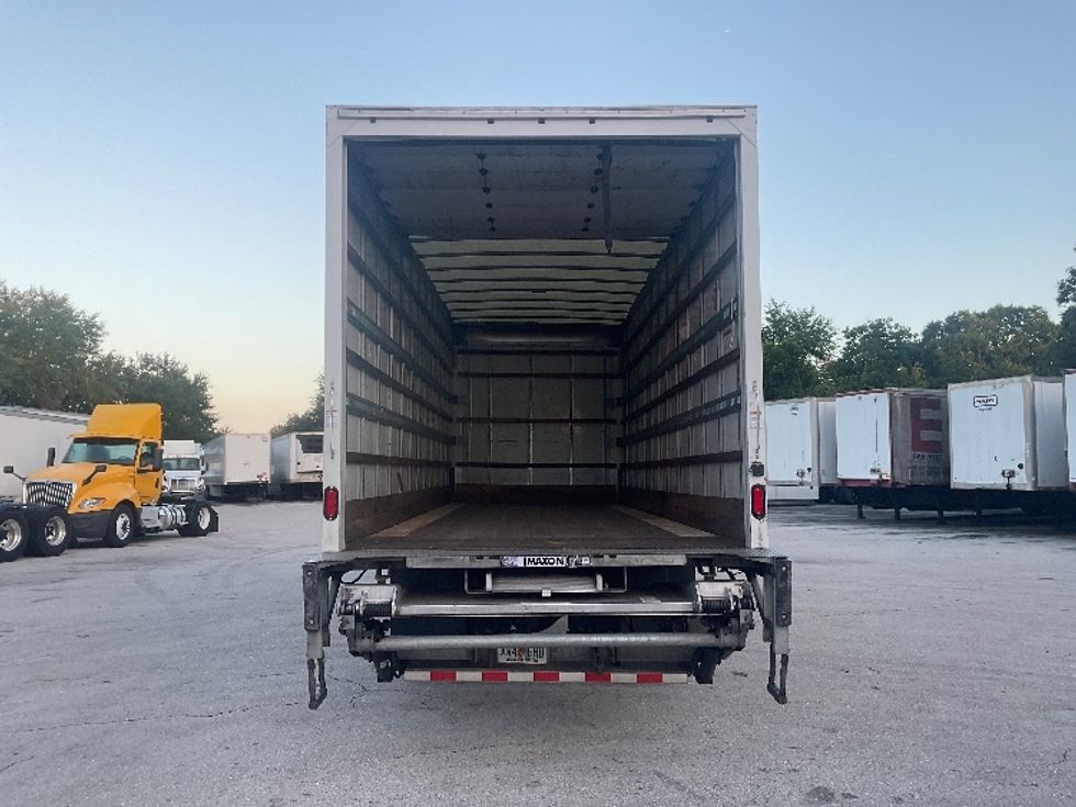 Medium Duty Box Truck-Light and Medium Duty Trucks-International-2019-4300-Tampa-FL-166,568\n\t\tmiles-$ 48,000 - Image 8