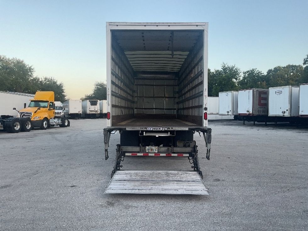 Medium Duty Box Truck-Light and Medium Duty Trucks-International-2019-4300-Tampa-FL-166,568\n\t\tmiles-$ 48,000 - Image 9