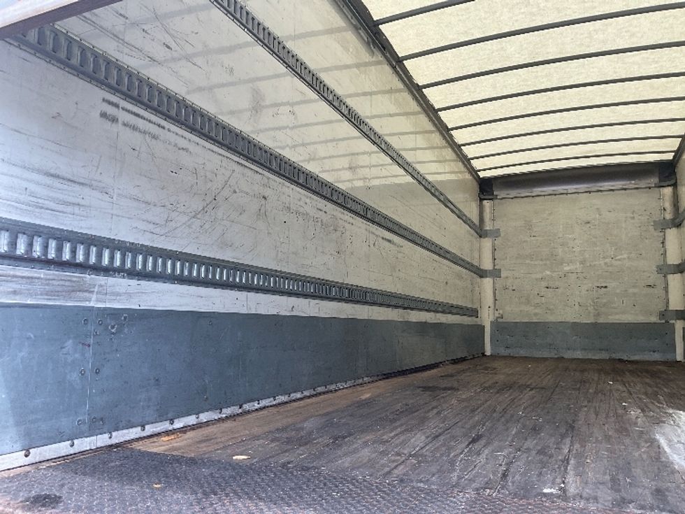 Medium Duty Box Truck-Light and Medium Duty Trucks-International-2019-4300-Tampa-FL-247,057\n\t\tmiles-$ 36,500 - Image 11