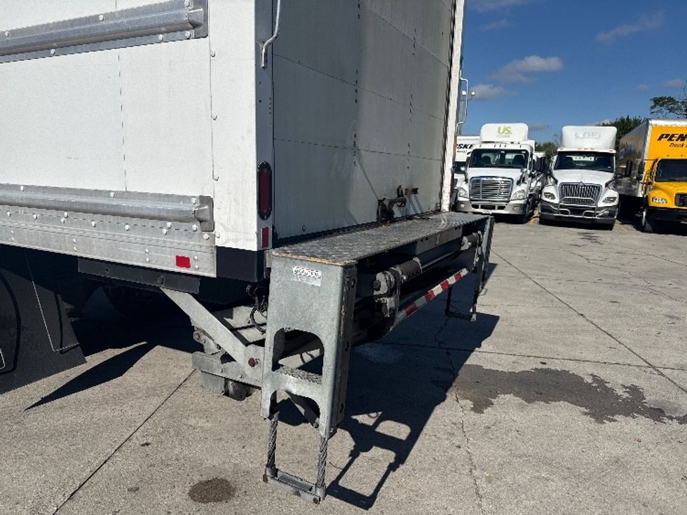 Medium Duty Box Truck-Light and Medium Duty Trucks-International-2019-4300-Tampa-FL-266,779\n\t\tmiles-$ 29,250 - Image 28