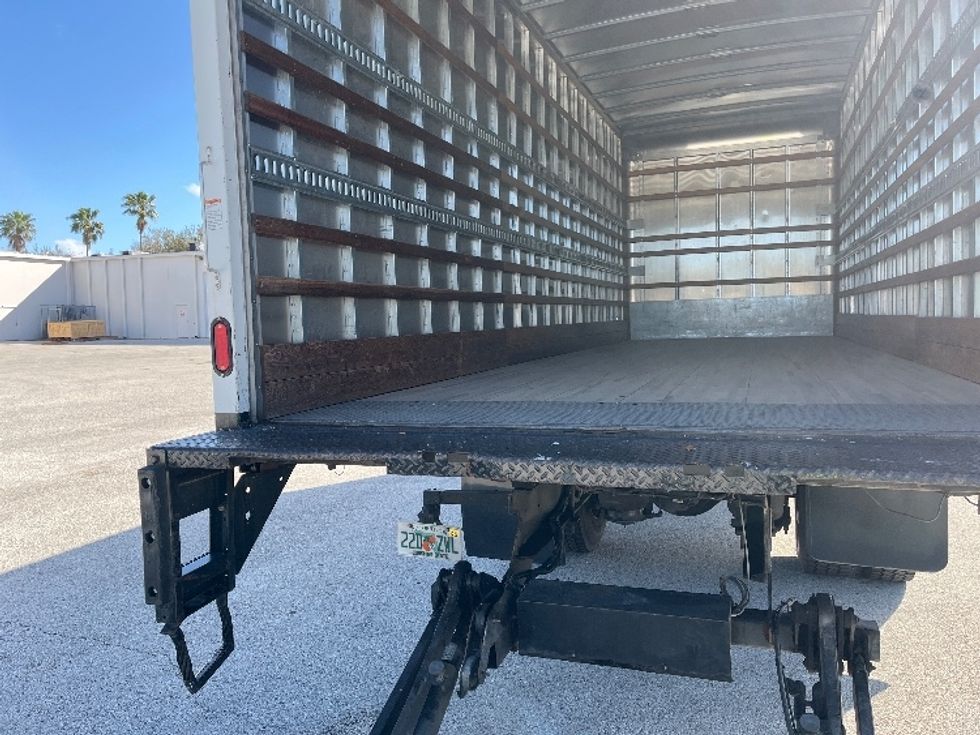 Medium Duty Box Truck-Light and Medium Duty Trucks-International-2019-4300-Tampa-FL-97,791\n\t\tmiles-$ 54,750 - Image 11