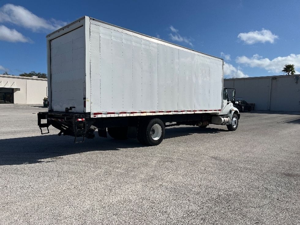Medium Duty Box Truck-Light and Medium Duty Trucks-International-2019-4300-Tampa-FL-97,791\n\t\tmiles-$ 54,750 - Image 13