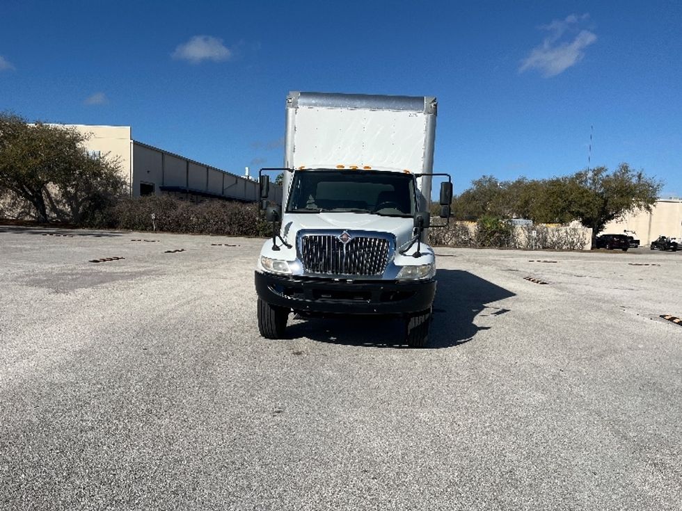 Medium Duty Box Truck-Light and Medium Duty Trucks-International-2019-4300-Tampa-FL-97,791\n\t\tmiles-$ 54,750 - Image 2