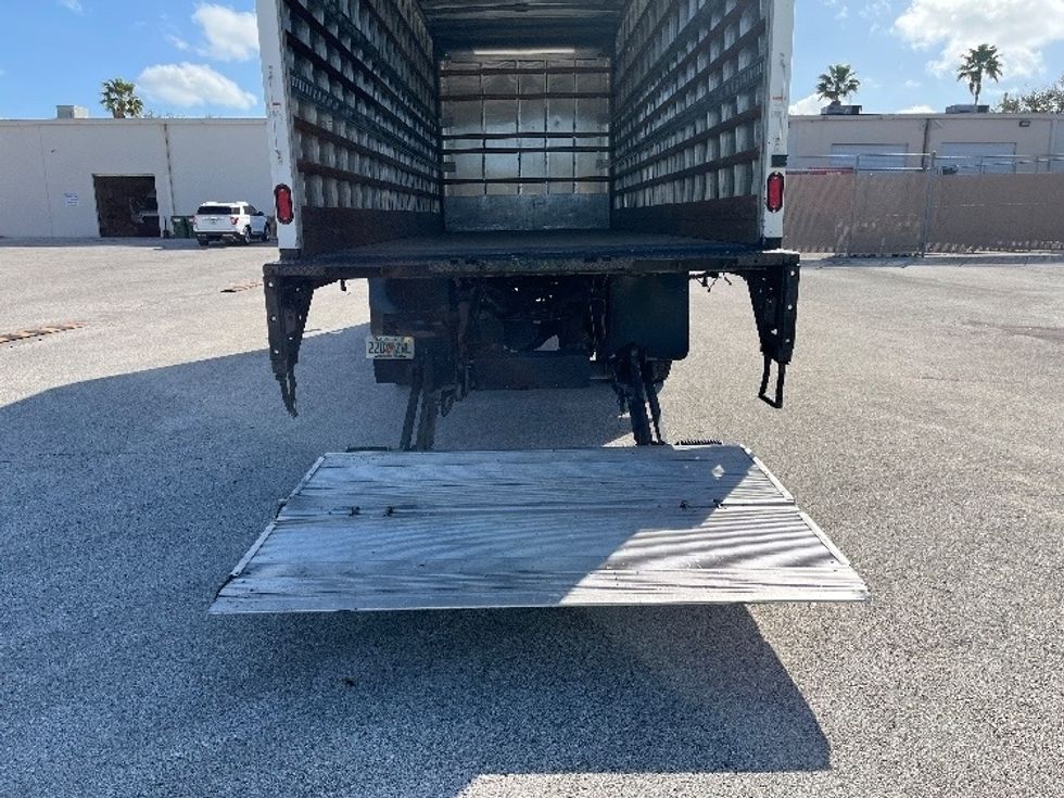 Medium Duty Box Truck-Light and Medium Duty Trucks-International-2019-4300-Tampa-FL-97,791\n\t\tmiles-$ 54,750 - Image 6