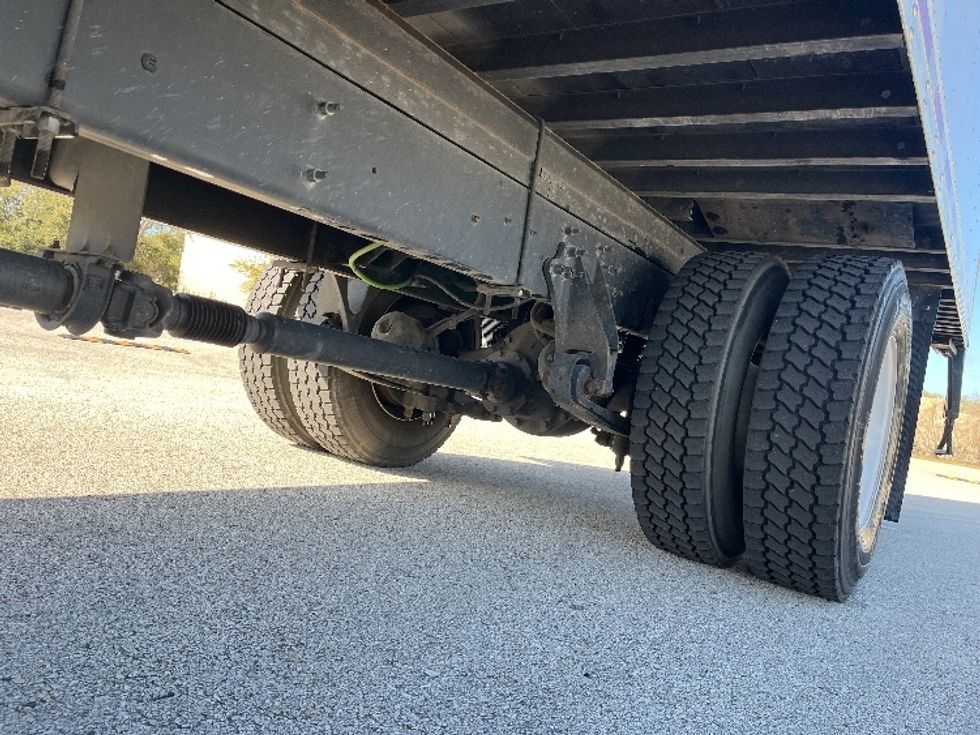 Medium Duty Box Truck-Light and Medium Duty Trucks-International-2019-4300-Tampa-FL-97,791\n\t\tmiles-$ 54,750 - Image 7