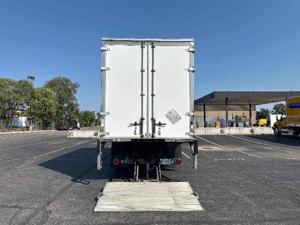 Medium Duty Box Truck-Light and Medium Duty Trucks-International-2019-4300-Toronto-ON-149,815\n\t\tkm-$ 65,500 - Image 9