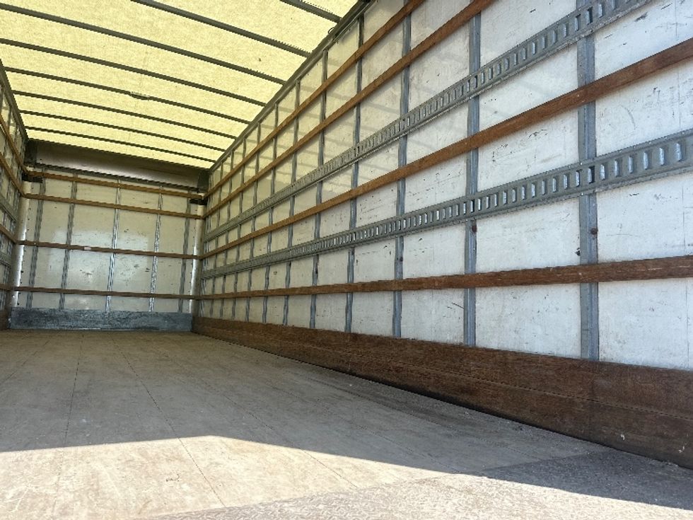 Medium Duty Box Truck-Light and Medium Duty Trucks-International-2019-4300-Toronto-ON-236,273\n\t\tkm-$ 60,000 - Image 12