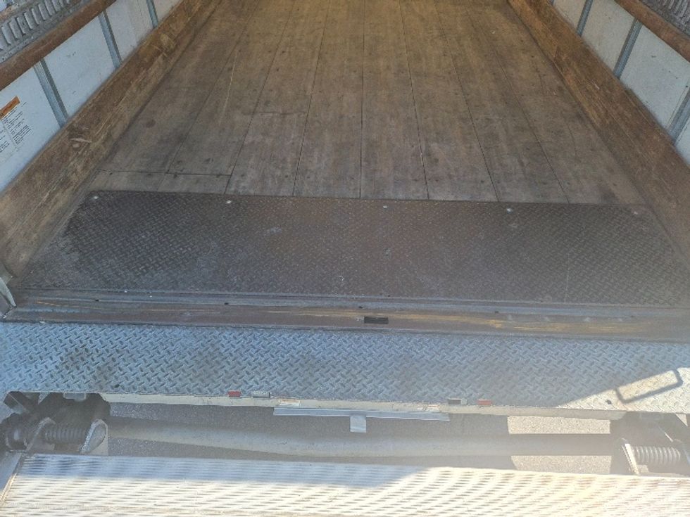 Medium Duty Box Truck-Light and Medium Duty Trucks-International-2019-4300-Toronto-ON-294,284\n\t\tkm-$ 45,750 - Image 10