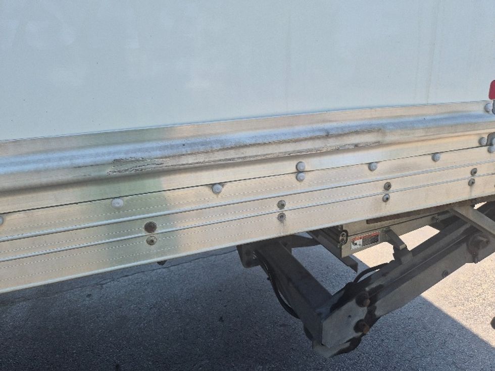 Medium Duty Box Truck-Light and Medium Duty Trucks-International-2019-4300-Toronto-ON-294,284\n\t\tkm-$ 45,750 - Image 26