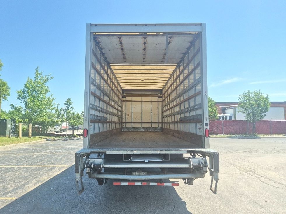 Medium Duty Box Truck-Light and Medium Duty Trucks-International-2019-4300-Toronto-ON-294,284\n\t\tkm-$ 45,750 - Image 8