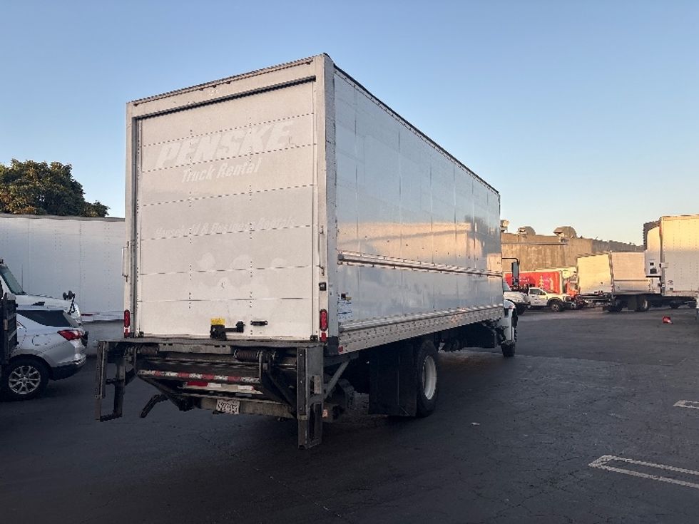 Medium Duty Box Truck-Light and Medium Duty Trucks-International-2019-4300-Torrance-CA-116,772\n\t\tmiles-$ 55,500 - Image 13