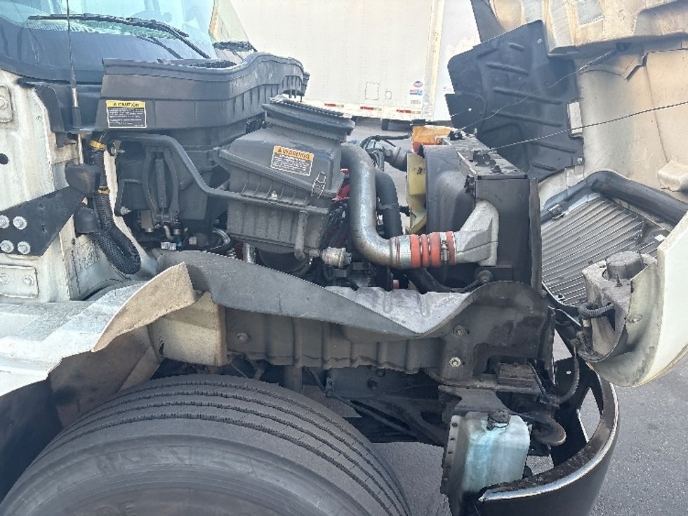 Medium Duty Box Truck-Light and Medium Duty Trucks-International-2019-4300-Torrance-CA-116,772\n\t\tmiles-$ 55,500 - Image 23