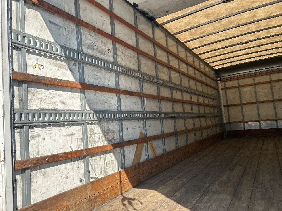 Medium Duty Box Truck-Light and Medium Duty Trucks-International-2019-4300-Torrance-CA-138,349\n\t\tmiles-$ 50,000 - Image 11