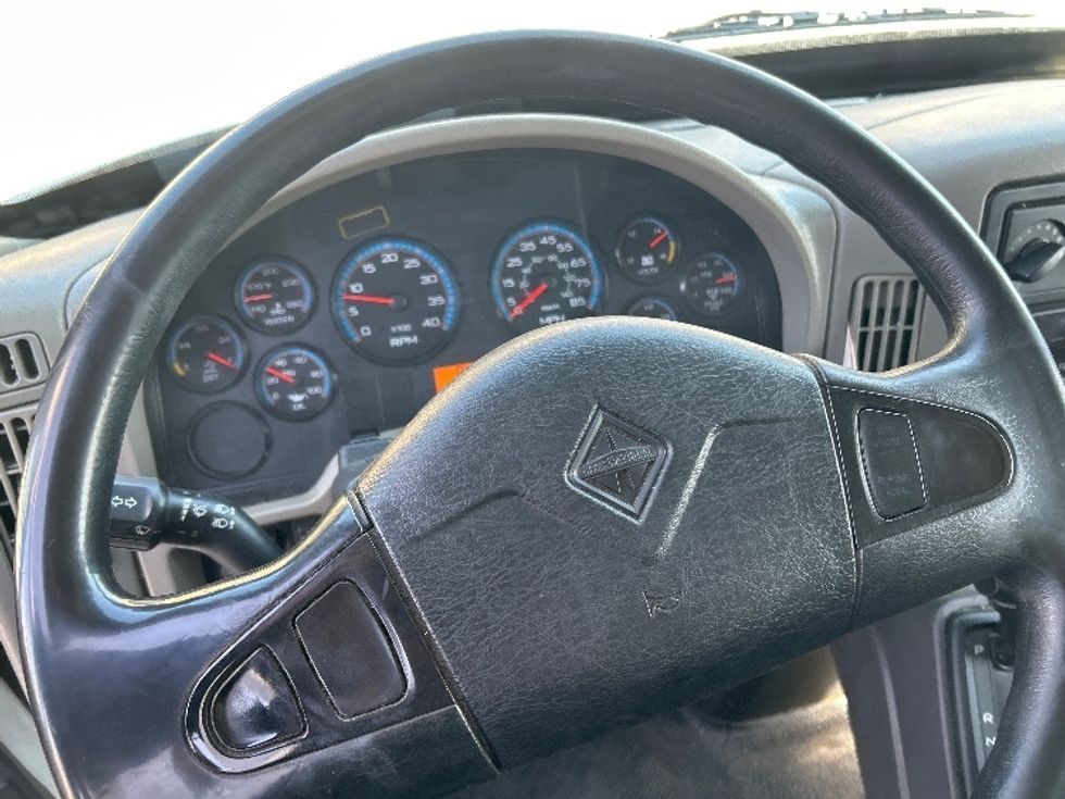 Medium Duty Box Truck-Light and Medium Duty Trucks-International-2019-4300-Torrance-CA-138,349\n\t\tmiles-$ 50,000 - Image 18